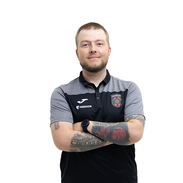 Илья Голопутов