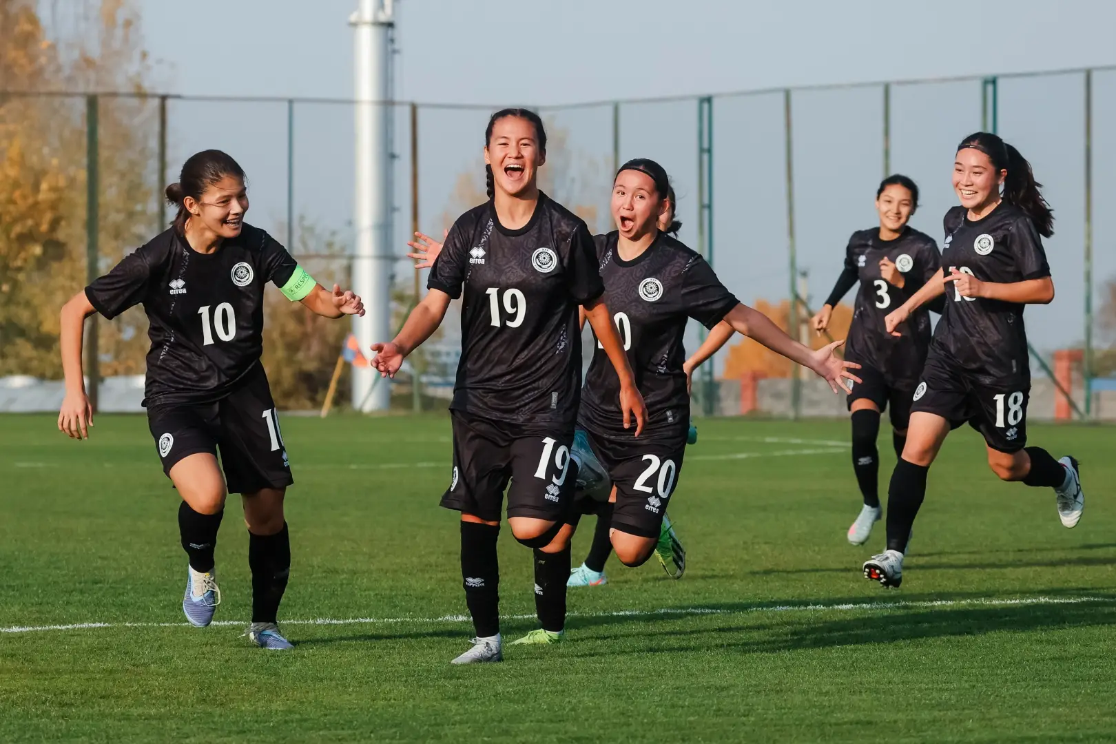 Freedom QJ League W турнирінде өнер көрсеткен футболшы қыздар WU-19 және WU-17 ұлттық құрамаларына шақырту алды!