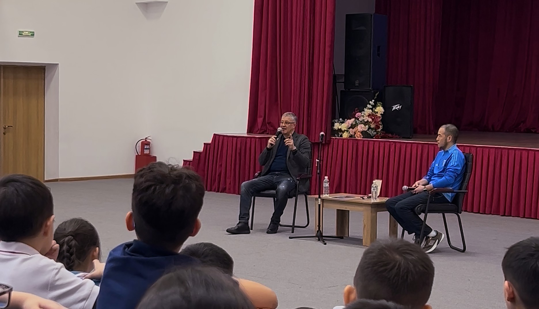 Евгений Яровенко РФММ оқушылары алдында сөз сөйледі