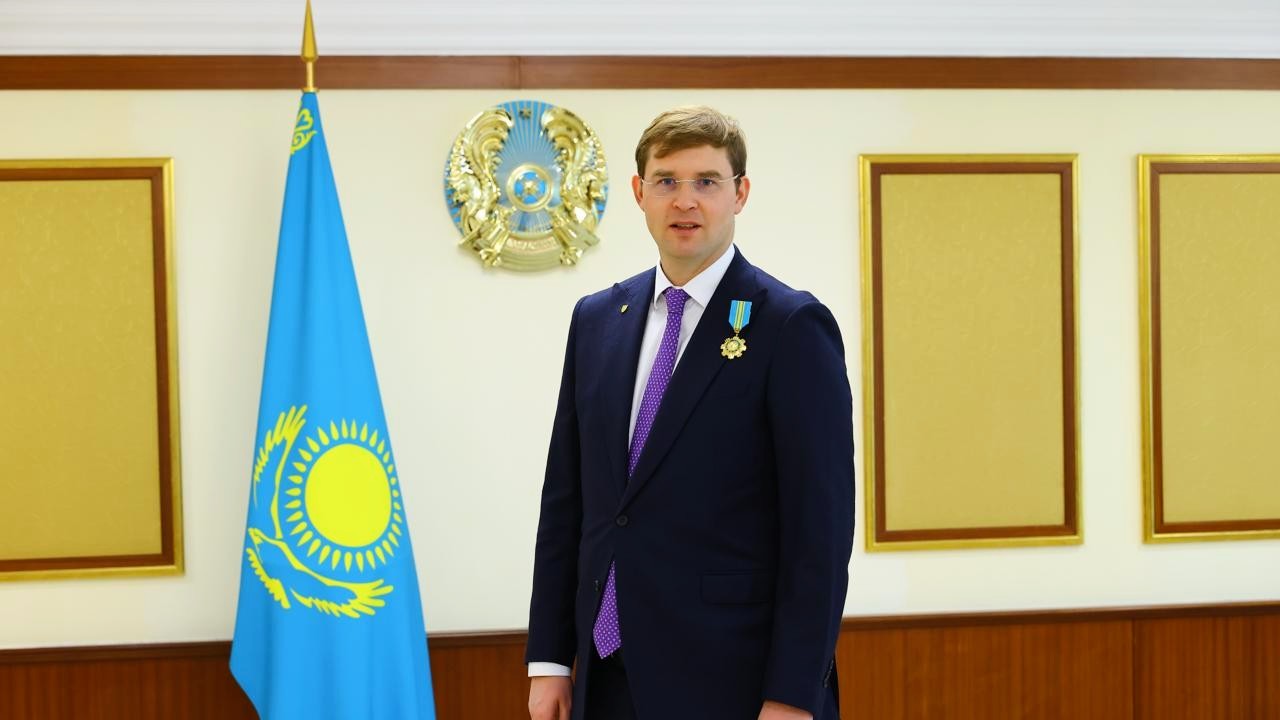 Тимур Турлов награжден орденом «Парасат»