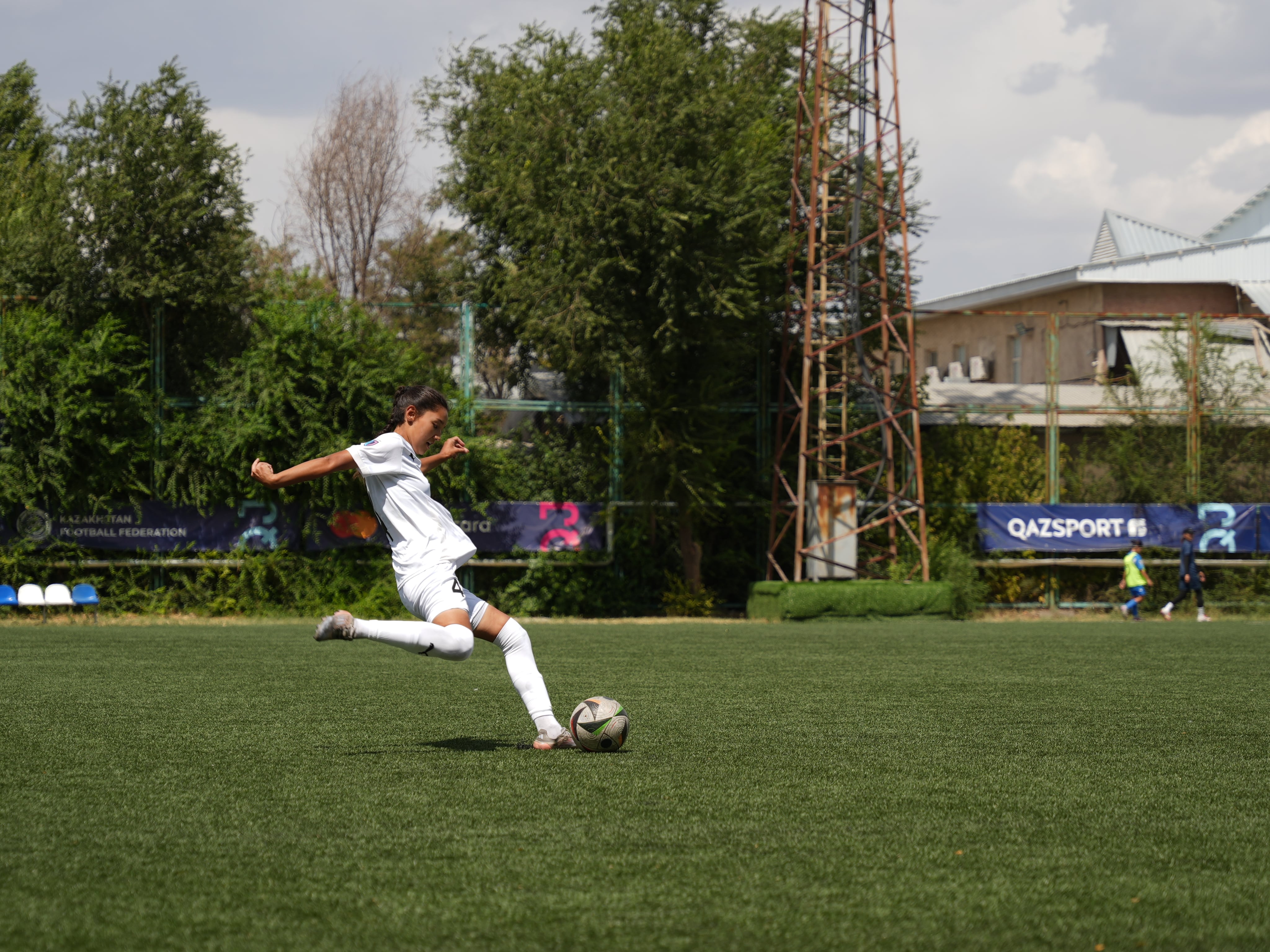 Рекордтық нәтиже мен жүлделі үштіктегі өзгерістер: Freedom QJ League W 9-турының шолуы