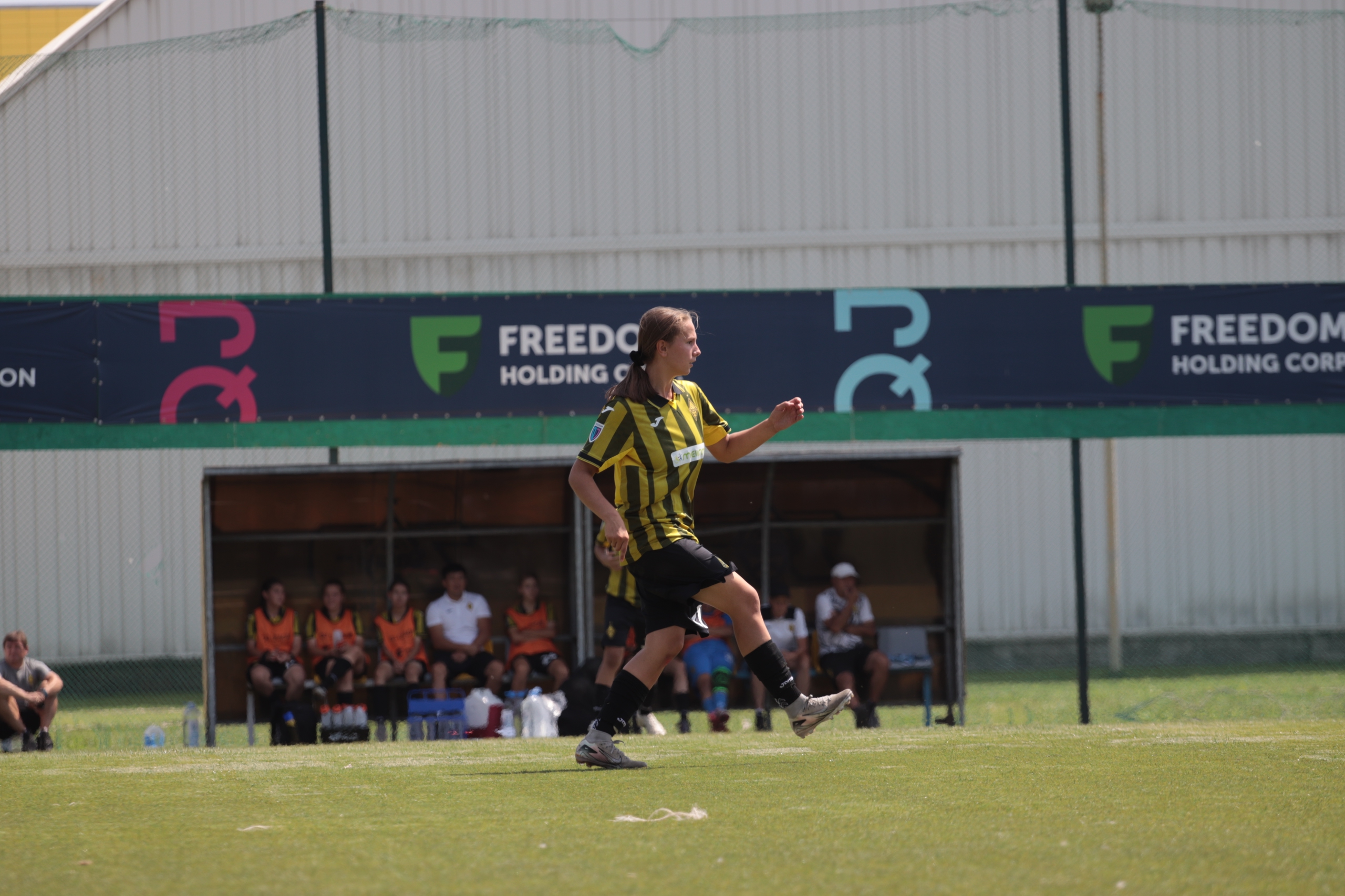 Шешуші кезең жақын: Freedom QJ League W-дің 12-турына дейін не білу керек