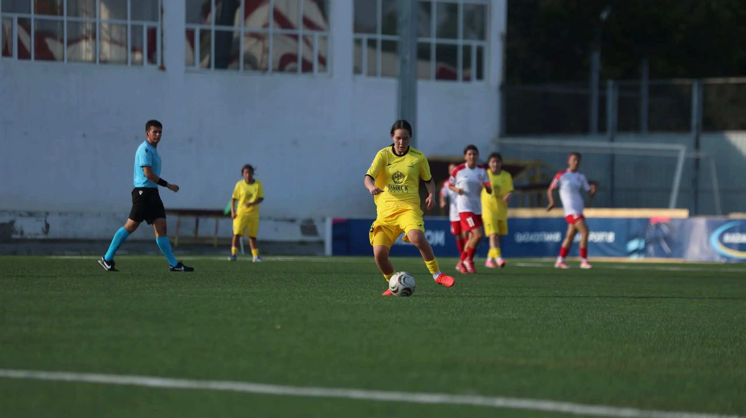 «Қайраттың» он бір голы және «Ертістің» алғашқы жеңісі: Freedom QJ League W 6-туры қалай өтті