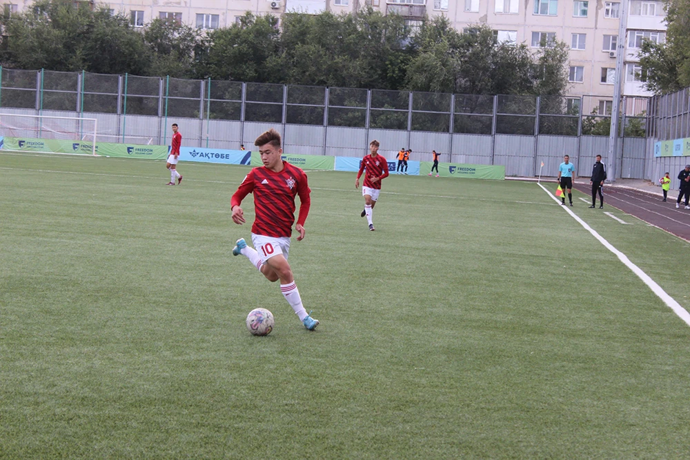 Мирам Кикбаев - Freedom QJ League XVII турындағы үздік голдың авторы
